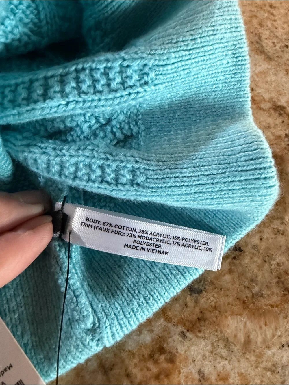 NWT women’s Talbots Soft Cable Knit Beanie in opal blue